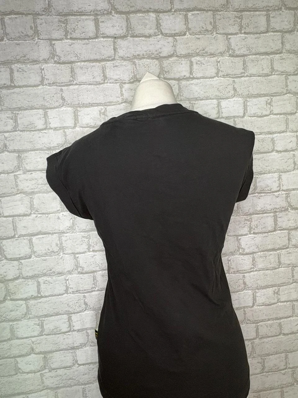 Camiseta negra Adidas 34 – photo 2